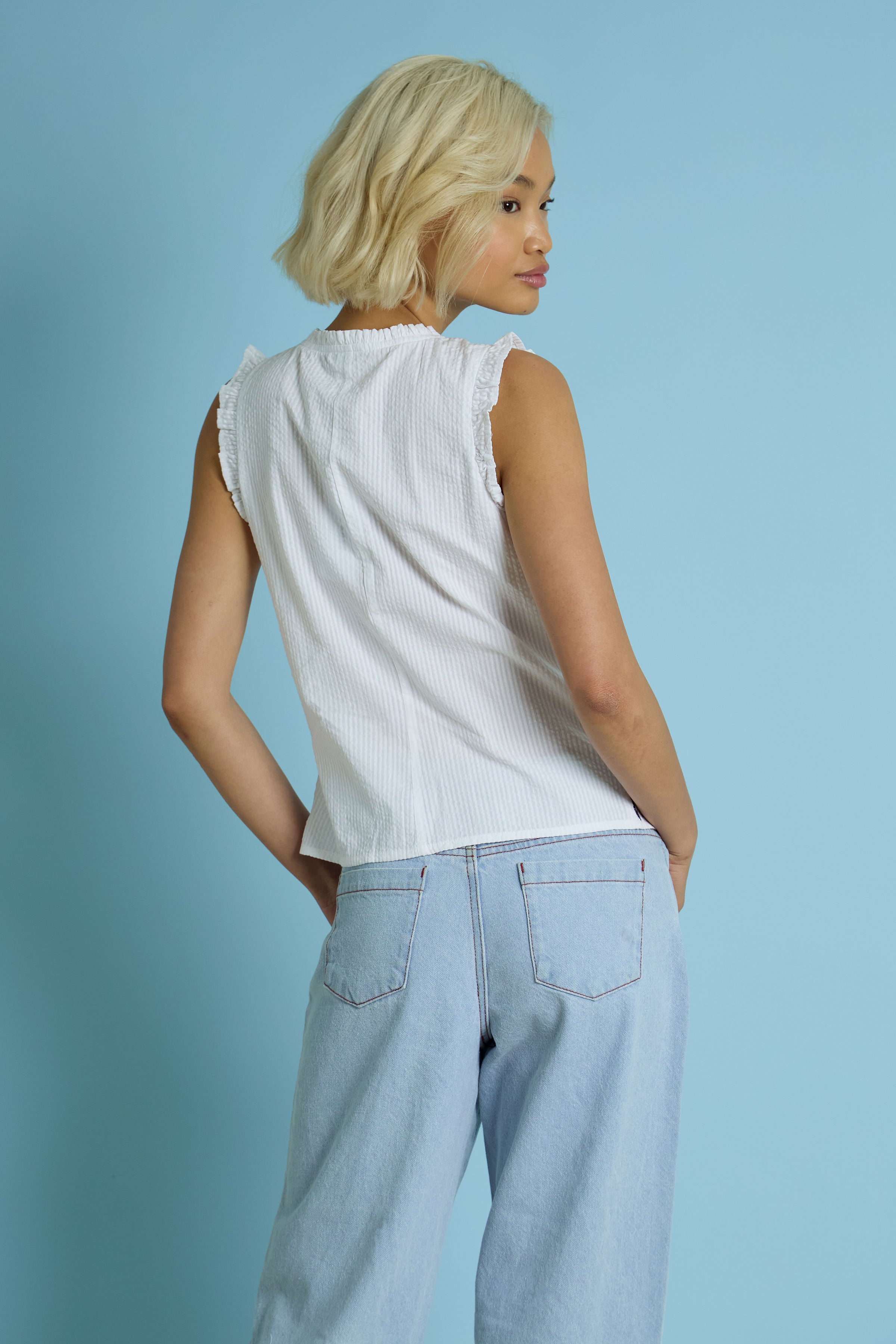 Coraline Sleeveless Blouse