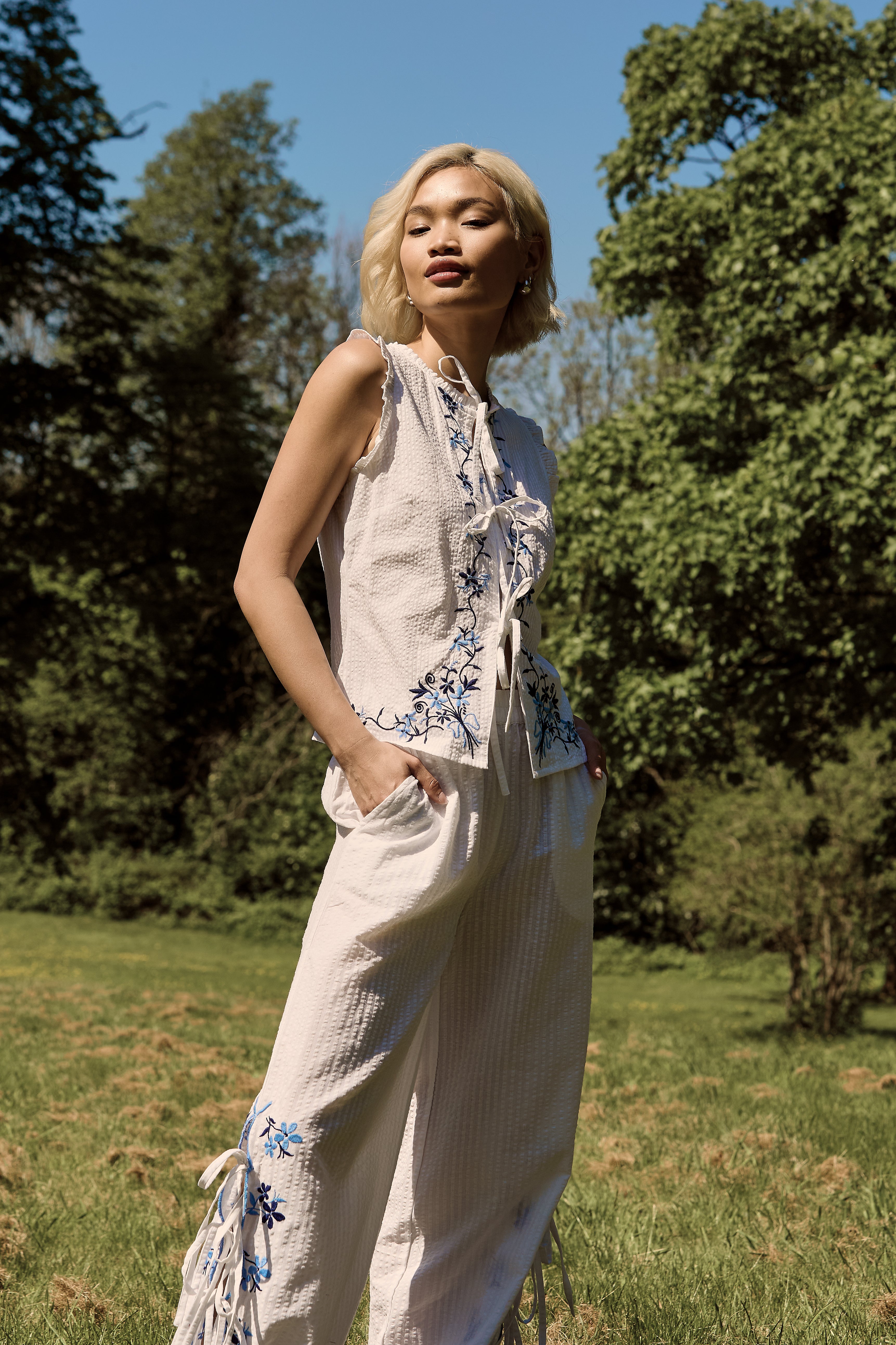 Coraline Sleeveless Blouse