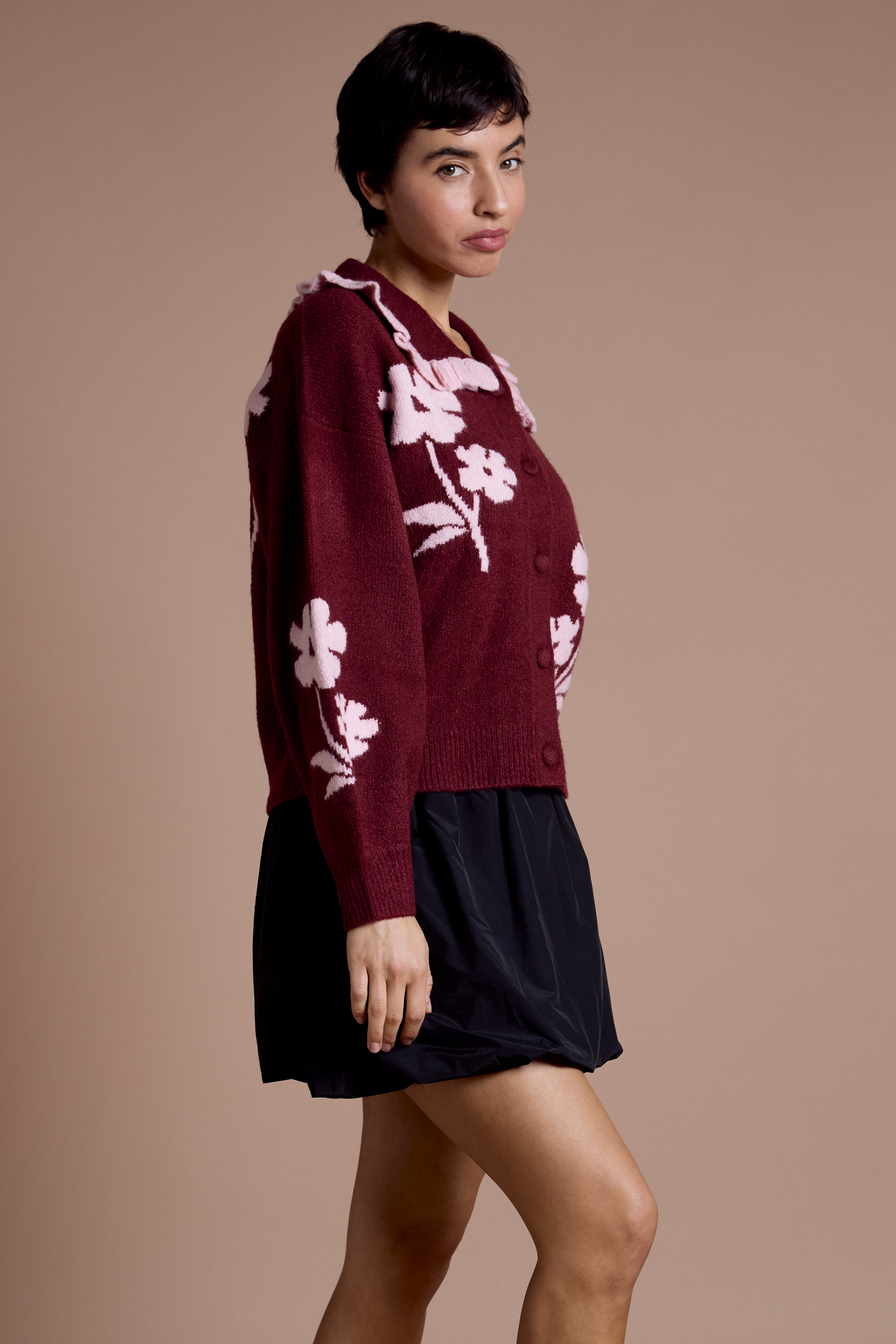 Nancy Scallop Collar Cardigan