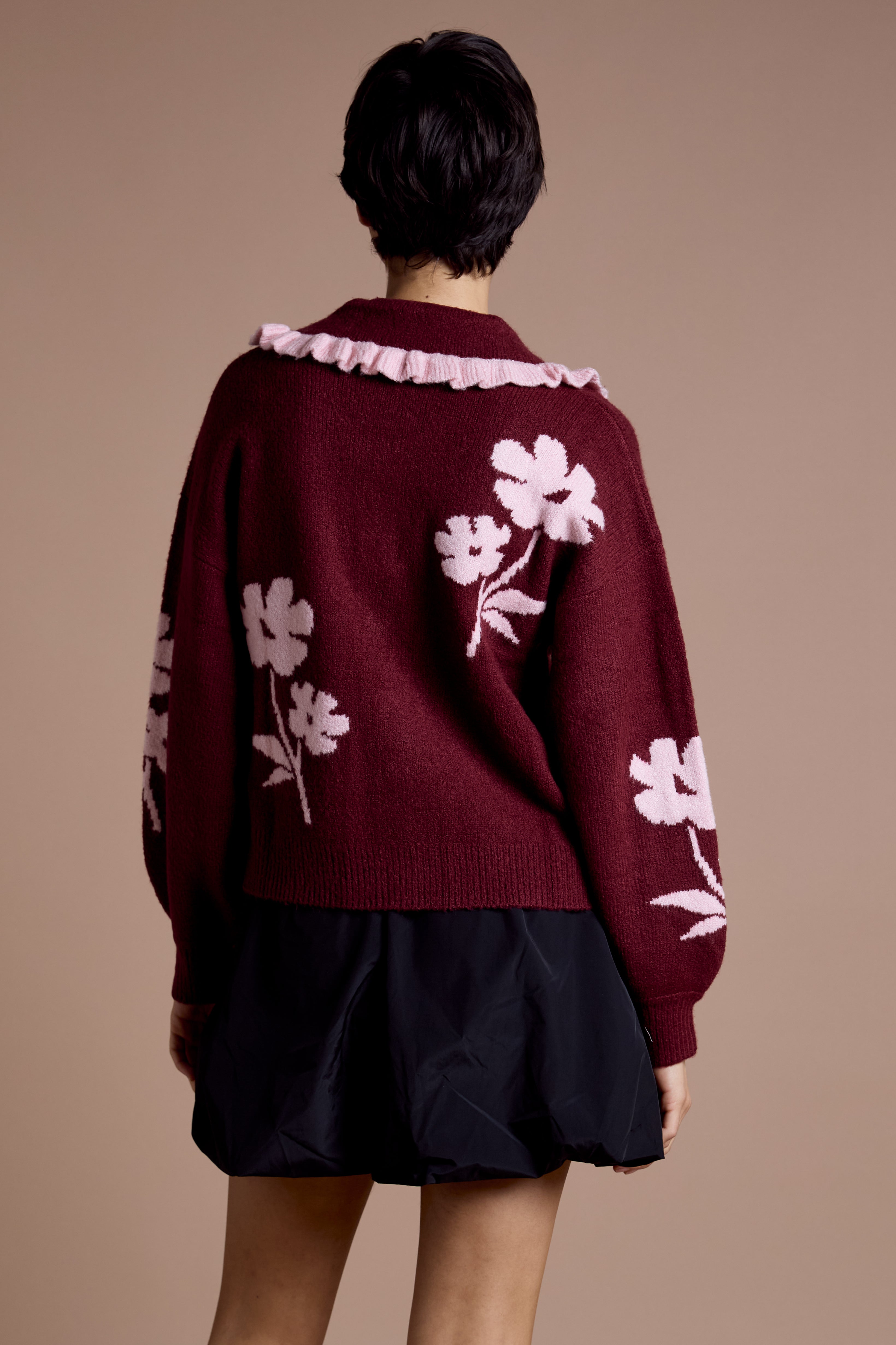 Nancy Scallop Collar Cardigan