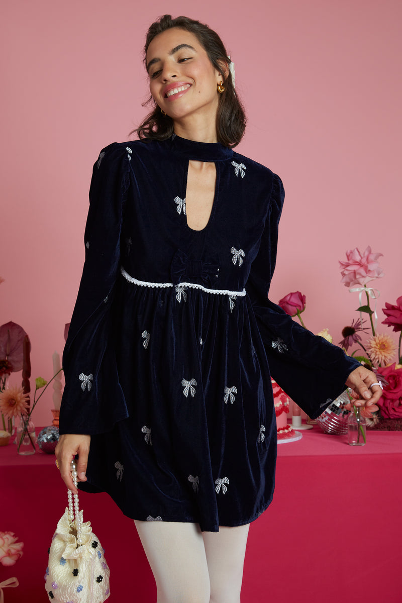 Rose velvet dress top