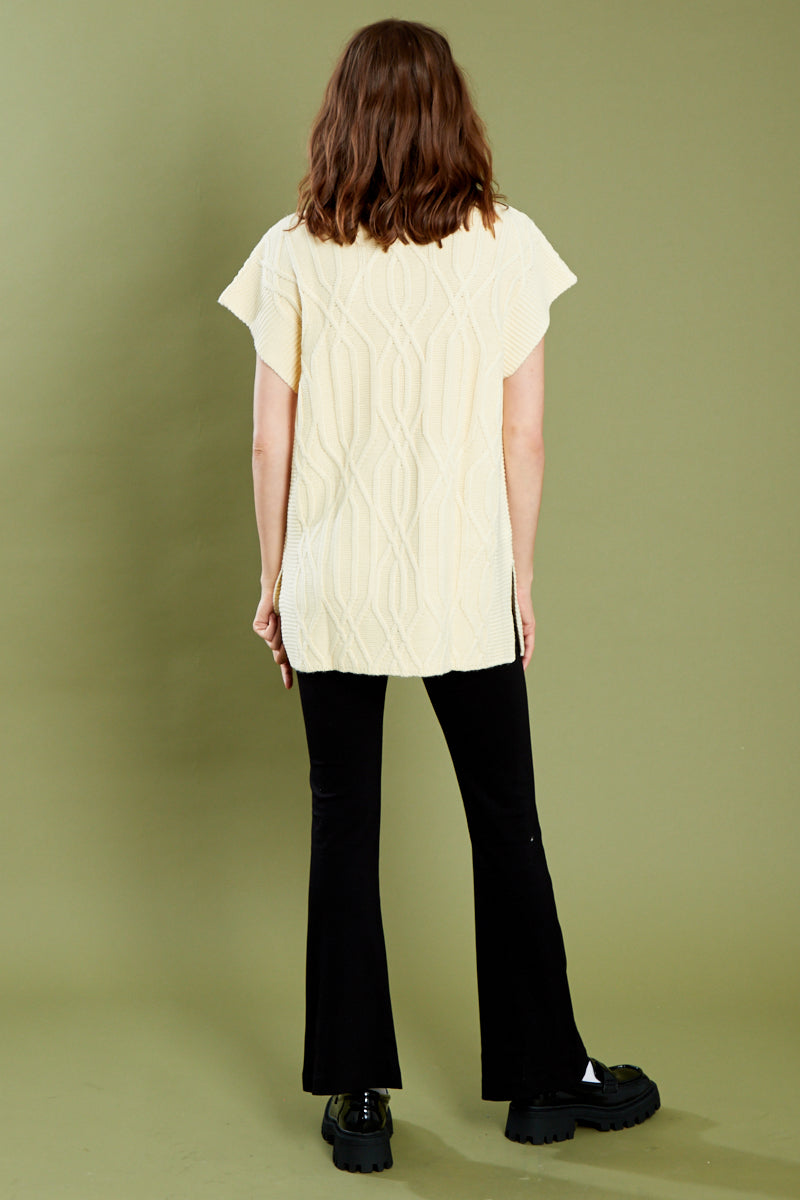 Cassie Cable Knitted Vest - Cream