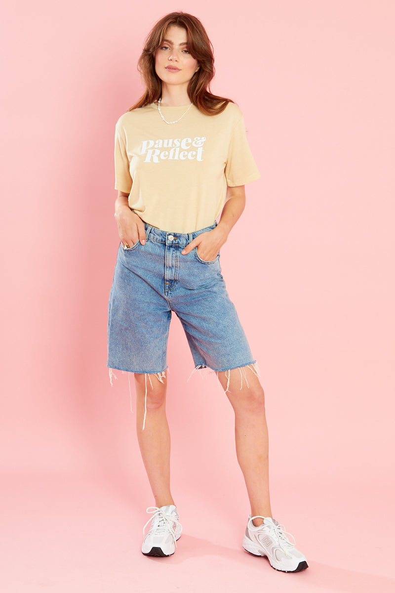 Pause & Reflect Graphic Tee - Curve